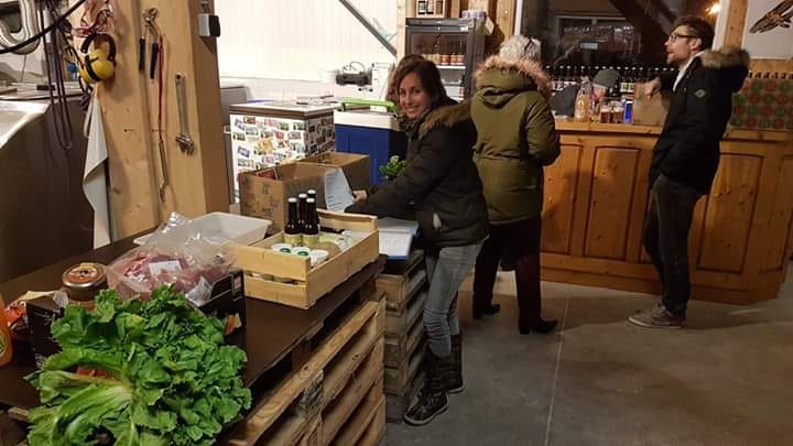 Cooper'Active 2 Distribution de légumes et comptoir de bar